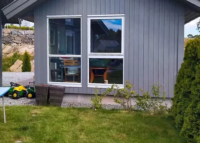 Stylish Experience In Beautiful Surroundings * Færvik