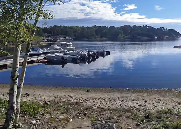 Stylish Experience In Beautiful Surroundings Færvik