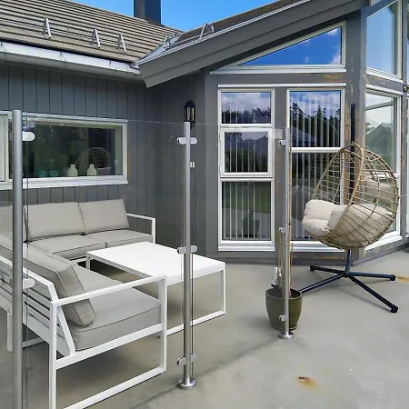 Feriehus Stylish Experience In Beautiful Surroundings
